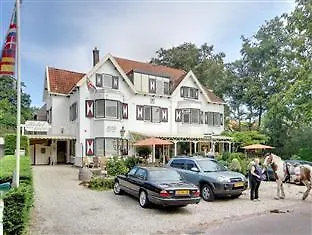 1900 Hotel 3*