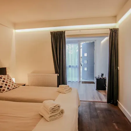 1900 Hotel